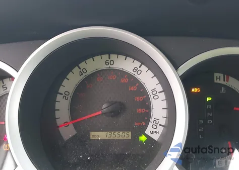 2013 Toyota Tacoma z USA, uszkodzony, nr VIN 5TFTX4CN8DX023787